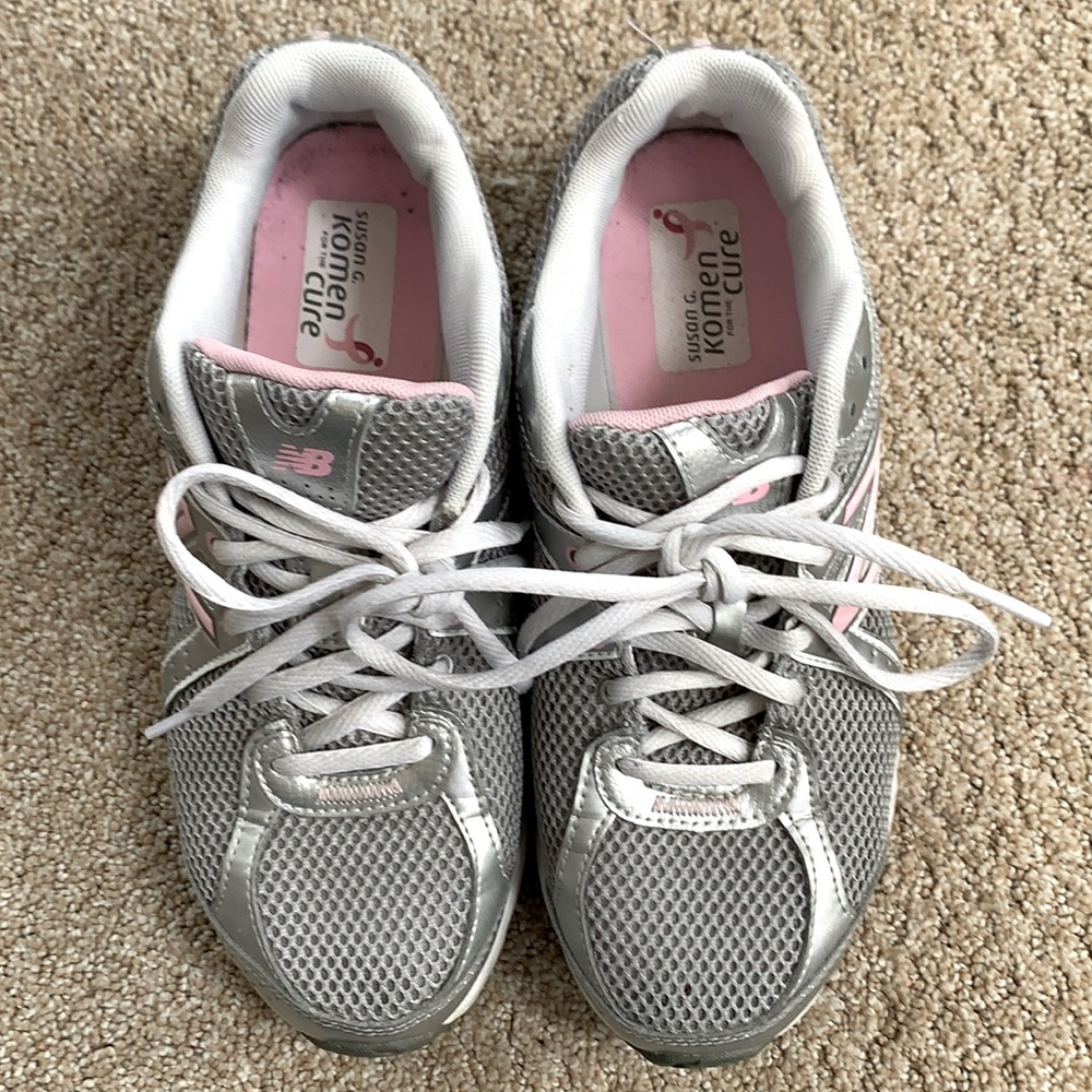 Sneaks
